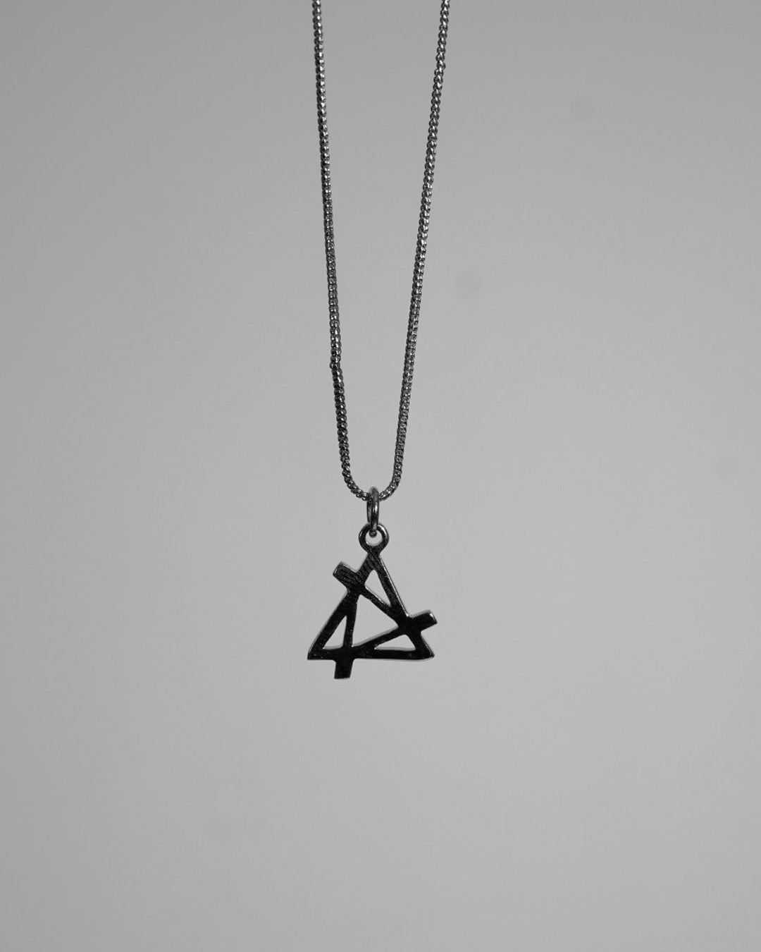 4;44 Pendant